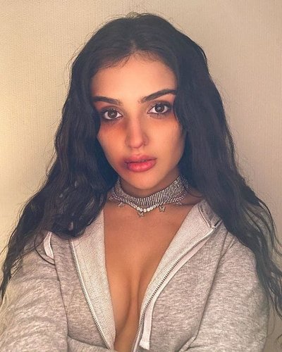 Дина Саева