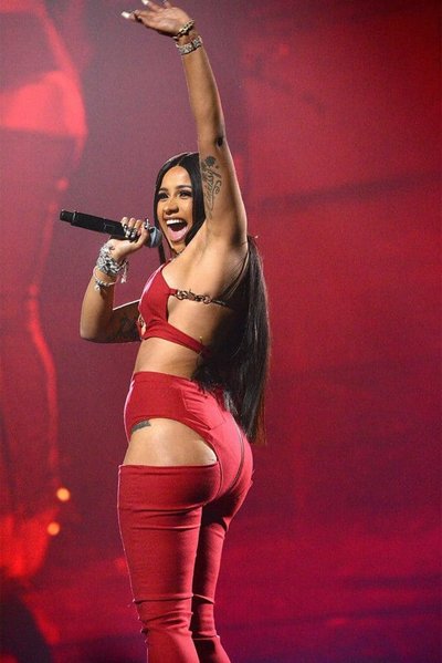 Карди Би (Cardi B)