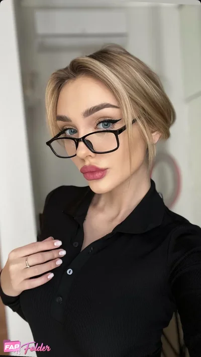 Яна Руппель (Yana Rup)