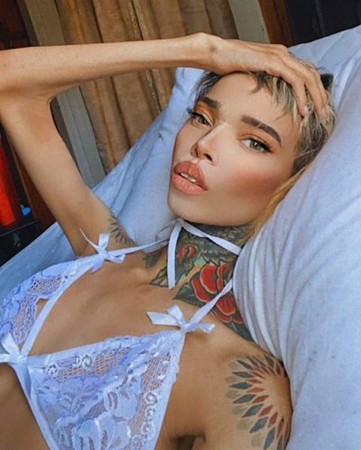 Джена Тью (Gena Tew)