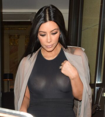 Ким Кардашьян (kimkardashian)