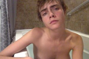 Кара Делевинь (Cara Delevingne)