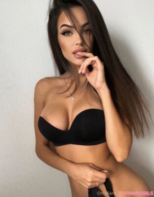 Анастасия Тайлакова (Anastasia Vi)