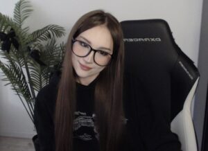 Даша (Dasha228play)