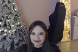 Даша (Dasha228play)